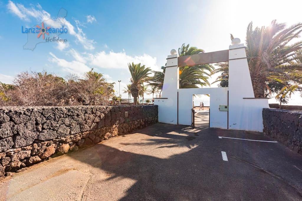 Casita El Faro En Playa Bastian Aircon In The Bedrooms Vv Costa Teguise Luaran gambar