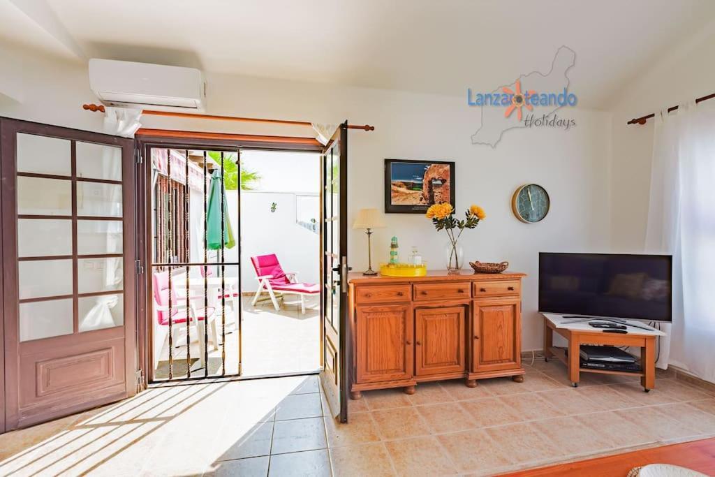 Casita El Faro En Playa Bastian Aircon In The Bedrooms Vv Costa Teguise Luaran gambar