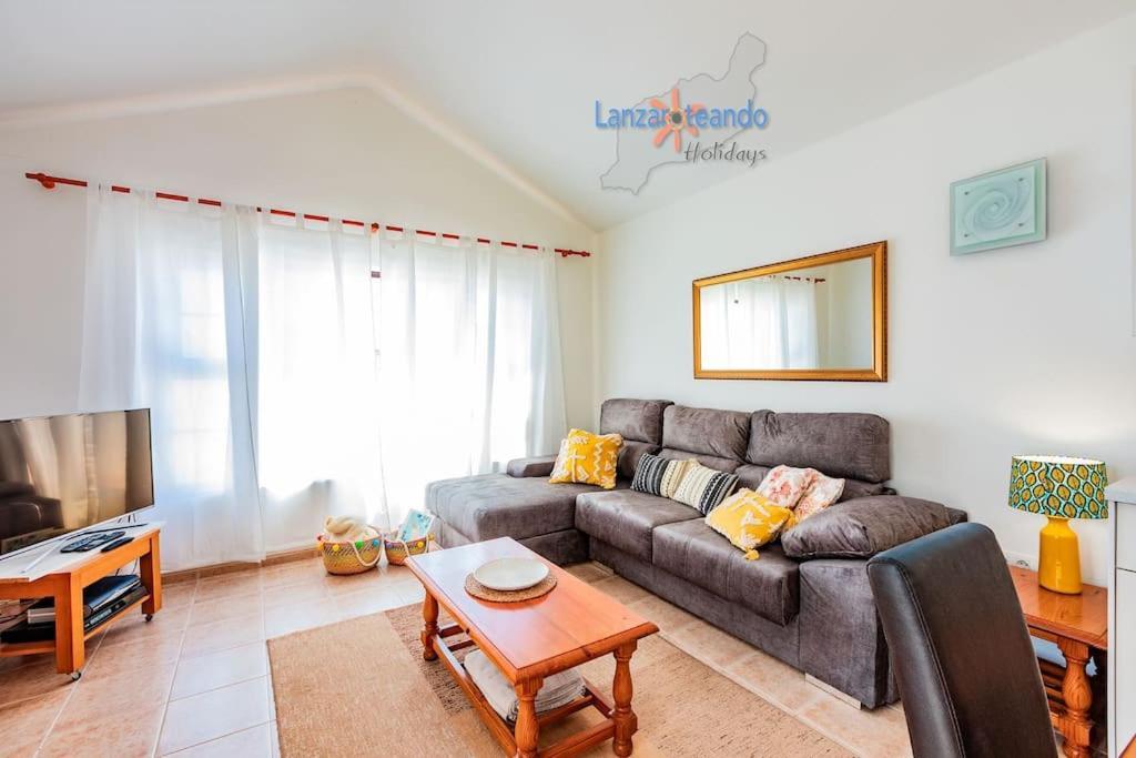 Casita El Faro En Playa Bastian Aircon In The Bedrooms Vv Costa Teguise Luaran gambar